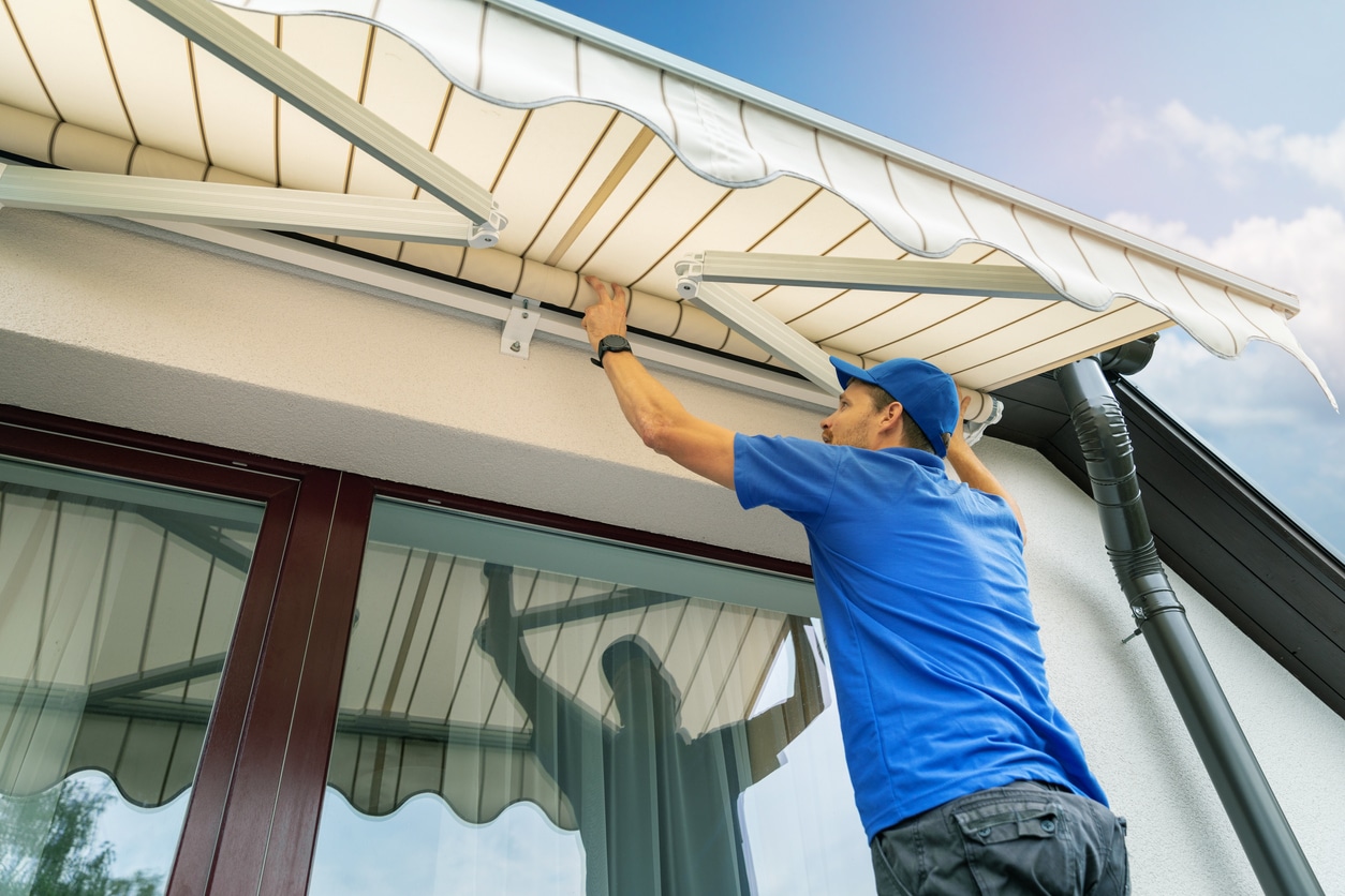 awning fitting