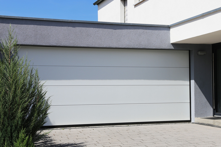 The Latest Technology Trends in Commercial Garage Door Installation