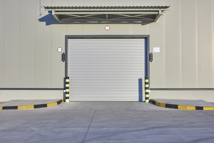 How Garage Door Services Help Prevent System Breakdowns and Failures