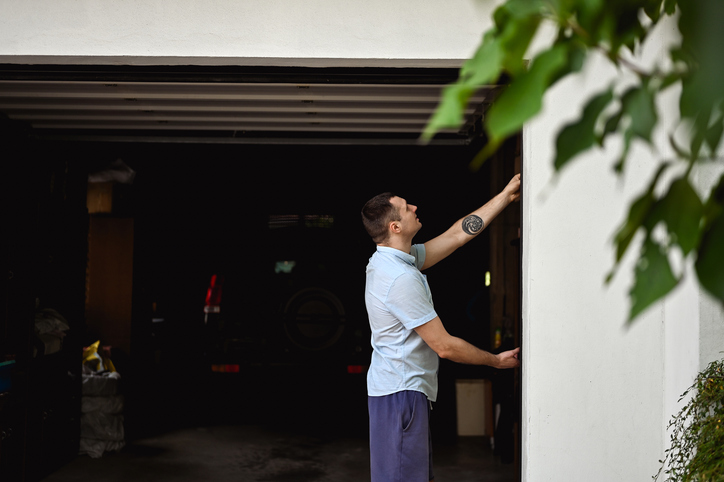 Commercial Garage Door Repair Common Mistakes To Avoid