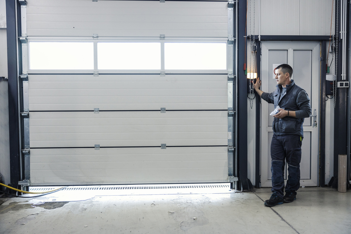 The Impact of Garage Door Services on Home Energy Efficiency